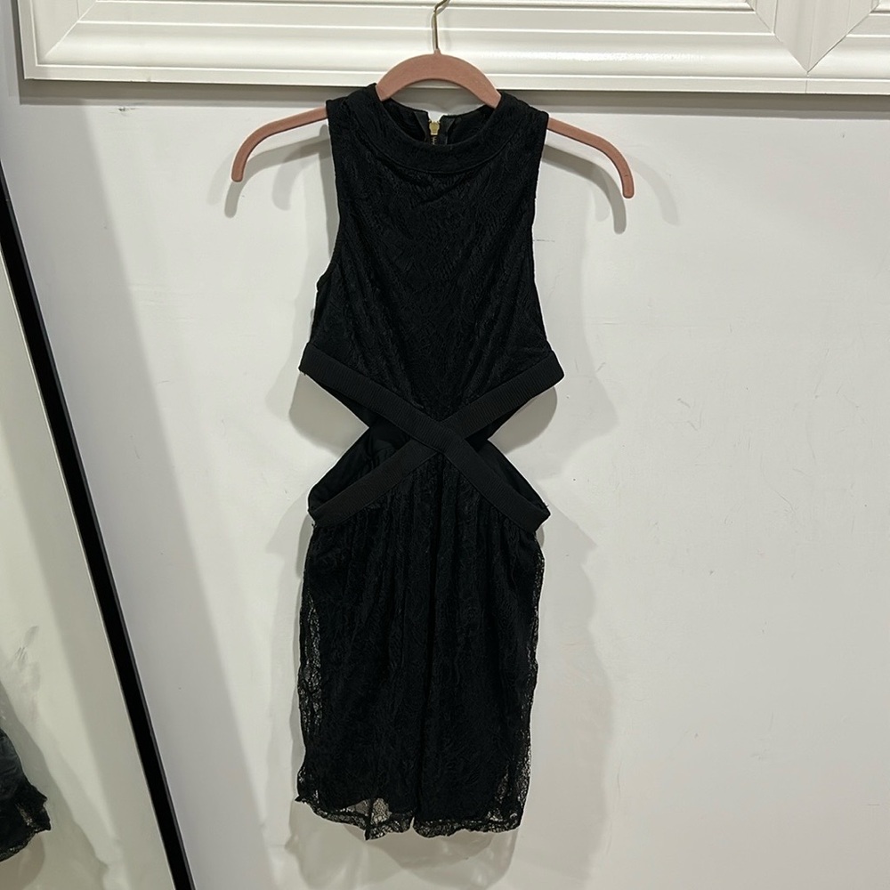 Gorgeous MINKPINK lace cutout dress